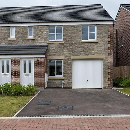 Cosy 3 Bed Near Beaches, Cardiff & Brecon Beacons Coity Dış mekan fotoğraf
