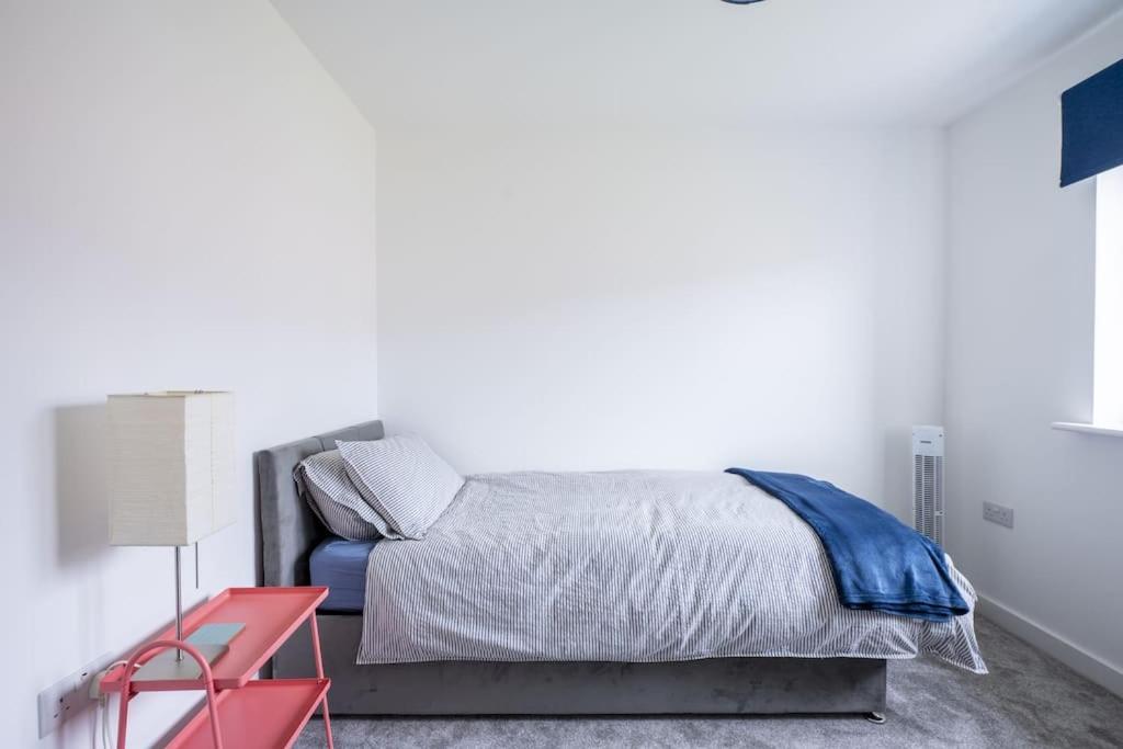 Cosy 3 Bed Near Beaches, Cardiff & Brecon Beacons Coity Dış mekan fotoğraf