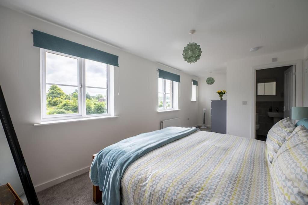 Cosy 3 Bed Near Beaches, Cardiff & Brecon Beacons Coity Dış mekan fotoğraf