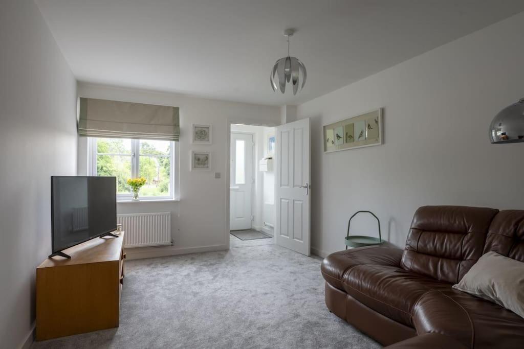 Cosy 3 Bed Near Beaches, Cardiff & Brecon Beacons Coity Dış mekan fotoğraf